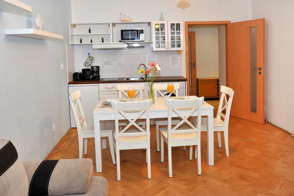 Condo In Vinohrady Prag Eksteriør billede