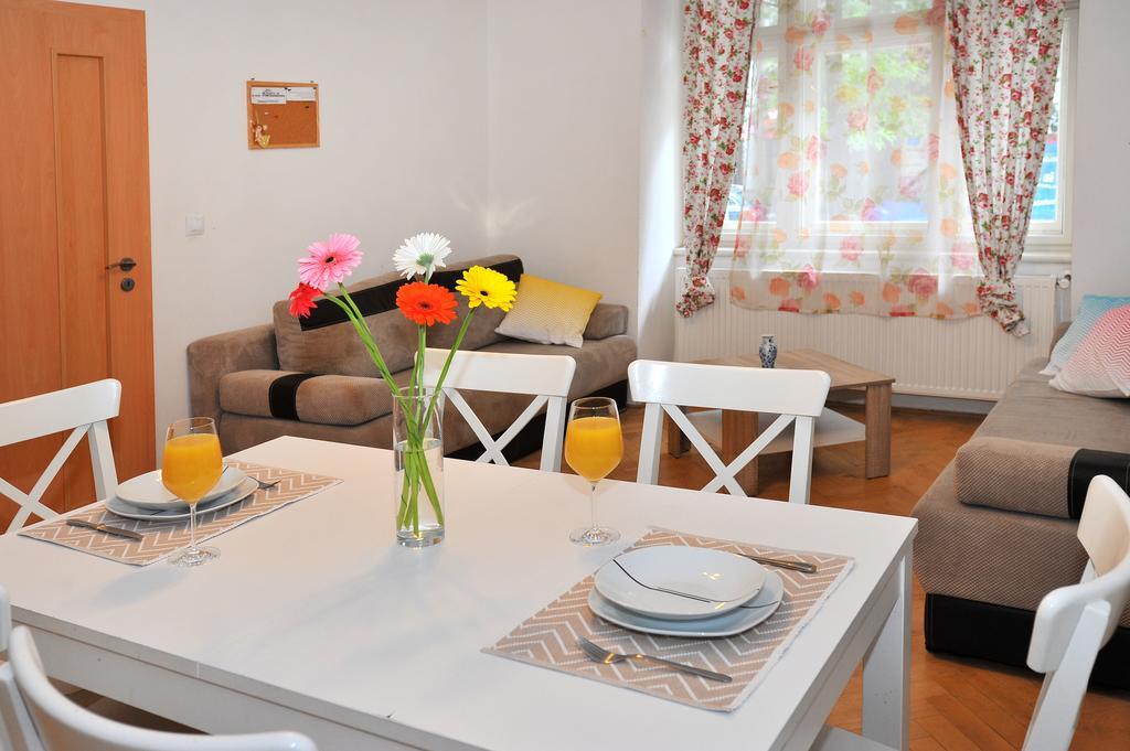 Condo In Vinohrady Prag Eksteriør billede