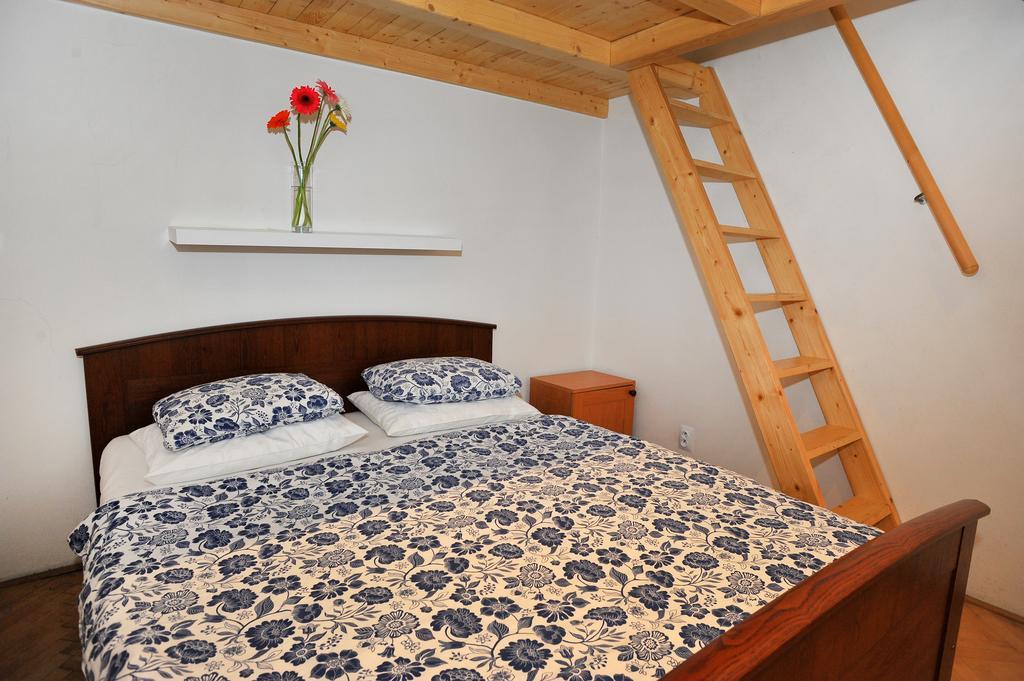 Condo In Vinohrady Prag Eksteriør billede